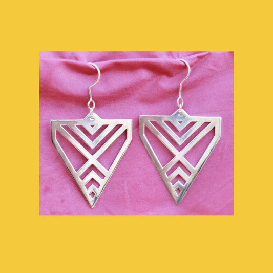 Aronui Earrings