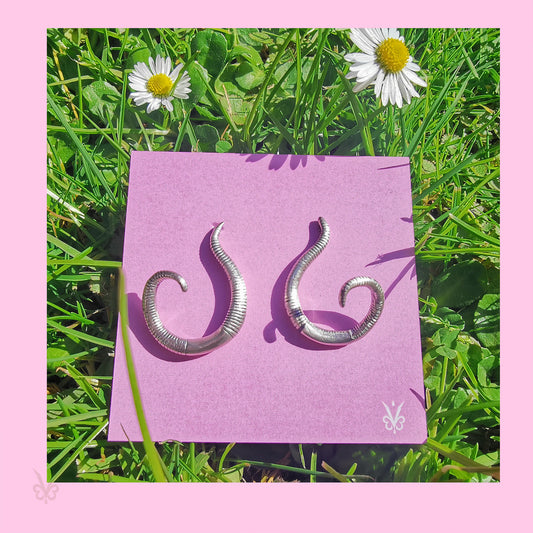 swirly vermis hoops