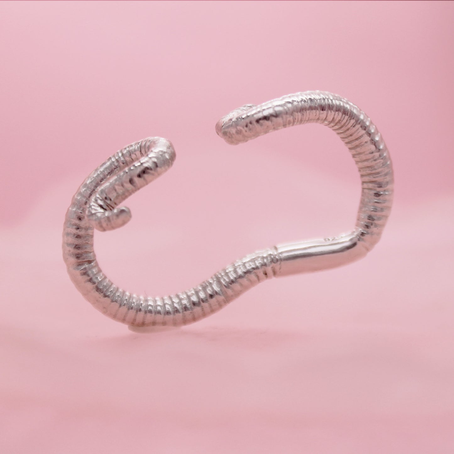 Ella Gigantea ring